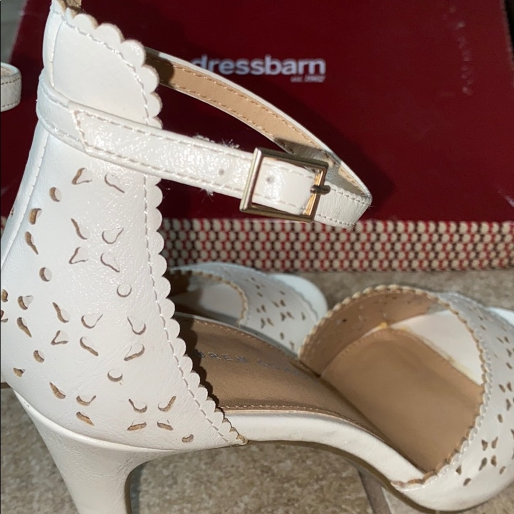 Heels - Picture 5 of 7
